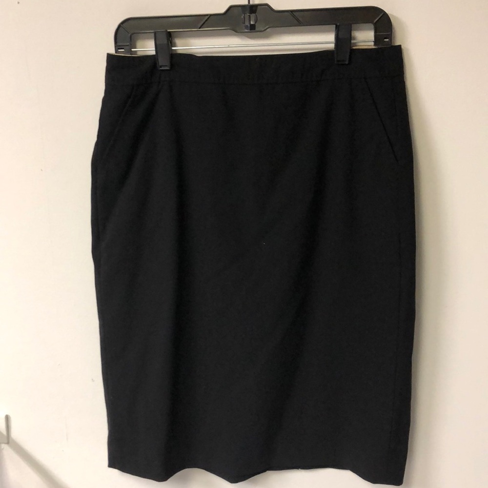 Banana republic pencil skirt size 4